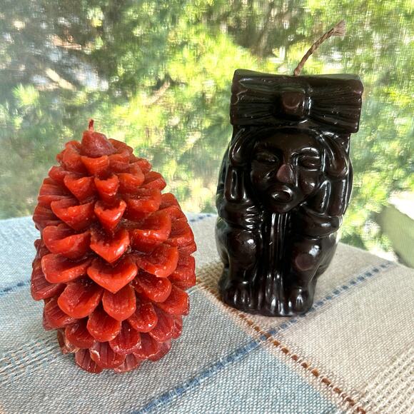 Set of 2 Vintage Novelty Candles Red Pinecone & Brown Tribal Figure Candles - Picture 6 of 15